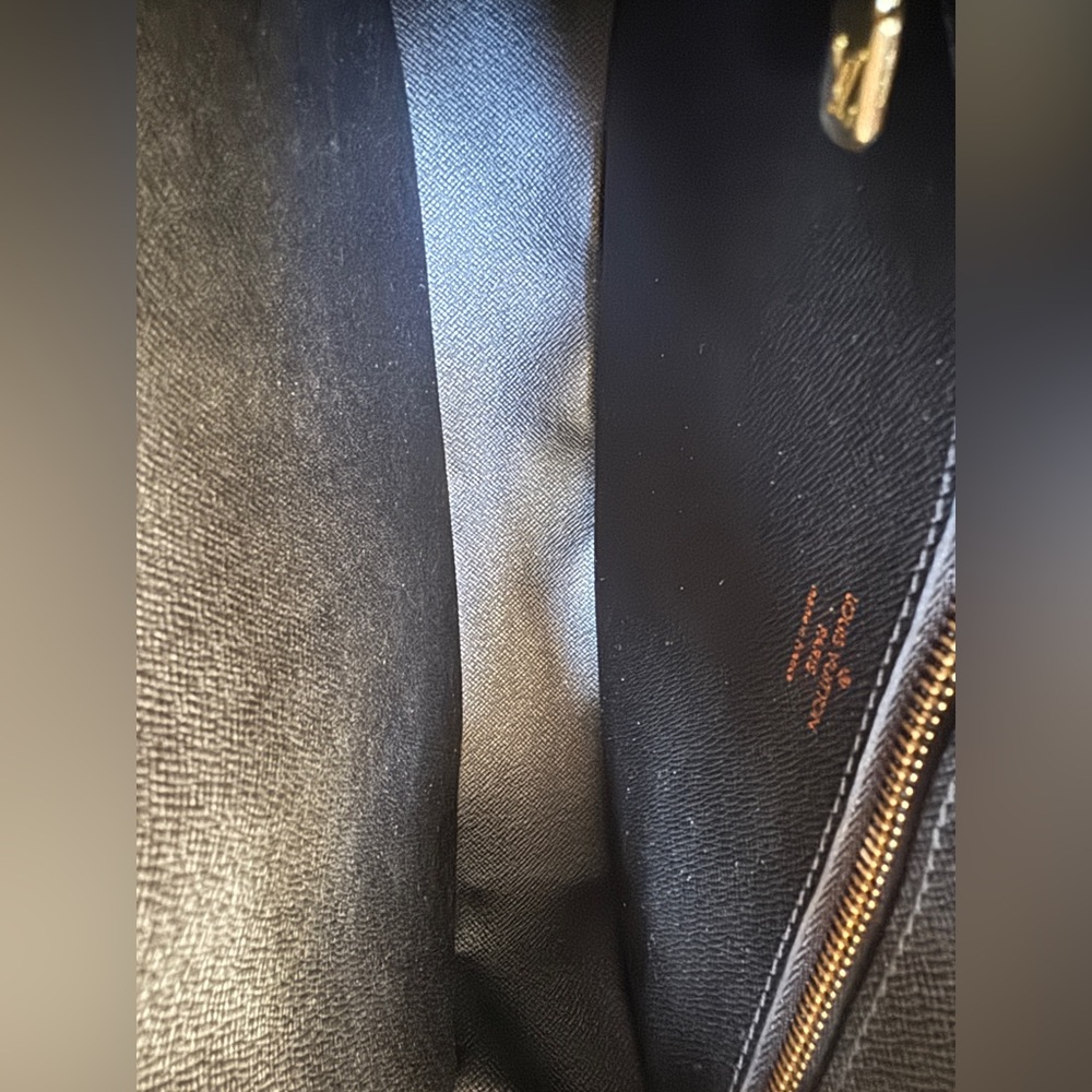 LOUIS VUITTON Jeune Fille MM Epi Leather Bag - Picture 9 of 15